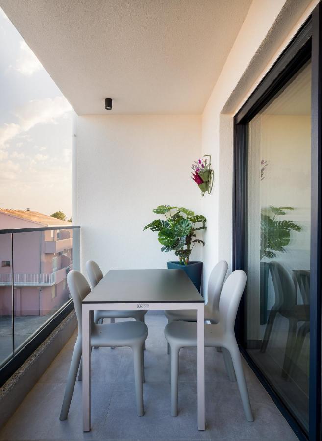 Luxury Apartment- Balcony- Private Rooftop And Jacuzzi- Common Pool Trogir Eksteriør bilde